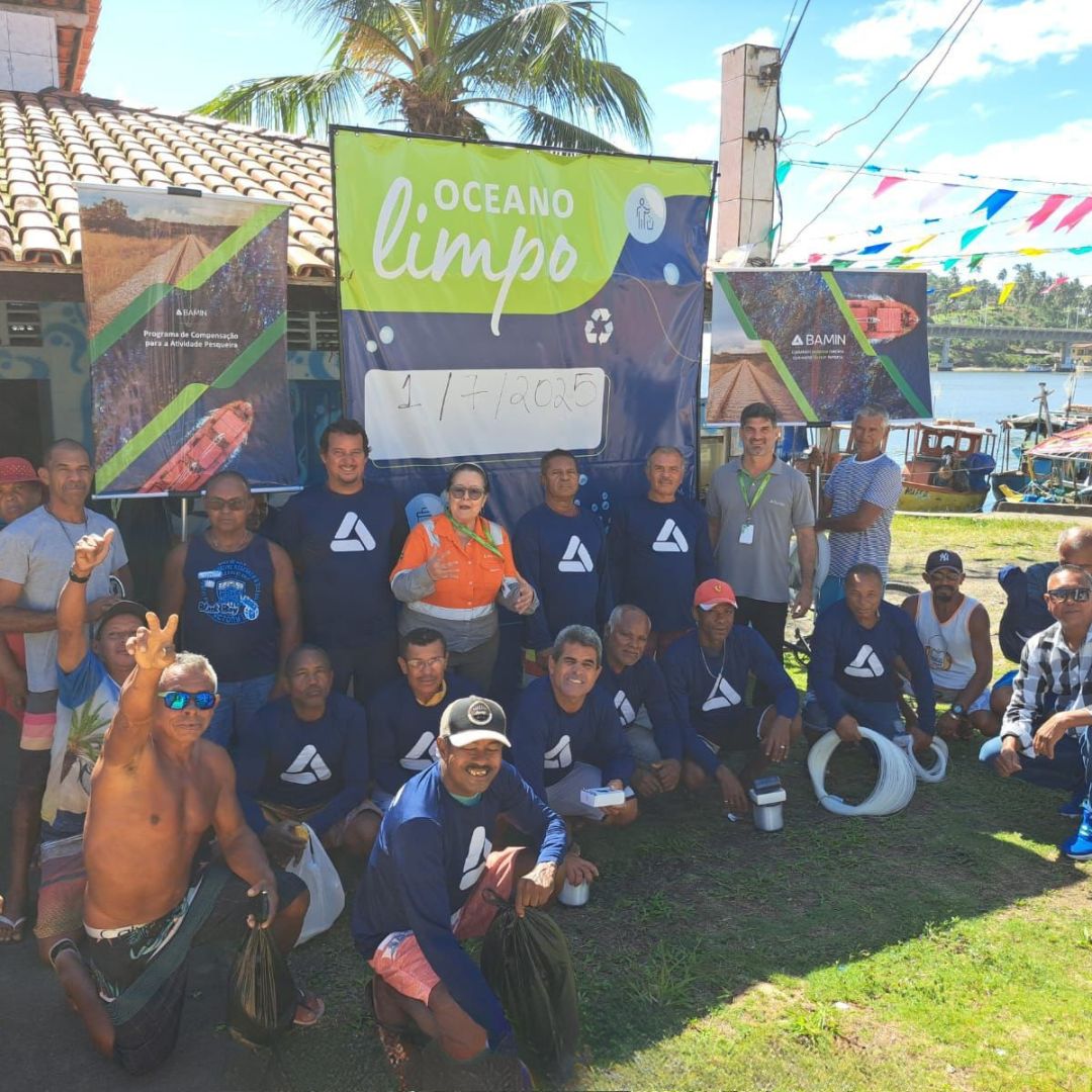 Oceano Limpo: ação da BAMIN mobiliza e premia pescadores por coleta de lixo no litoral de Ilhéus