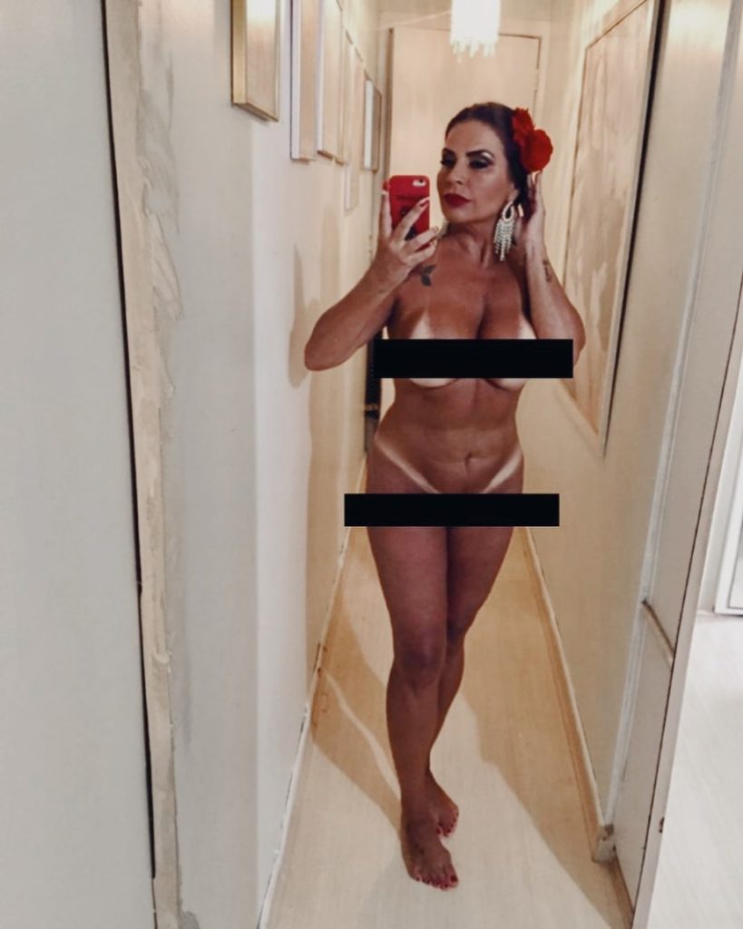 Nua, Solange Gomes mostra seu corpo após perder 18 quilos! | Variedades |  Boca News