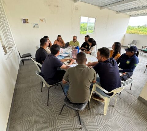 Representantes do COE fazem reunião na Secretaria de Saúde de Ibicaraí