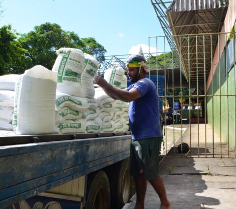 Agricultura de Ibicaraí recebe primeira etapa de Calcário do Projeto Parceria Mais Forte, do CDS