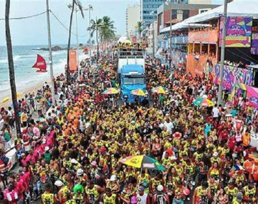 Carnaval: Salvador lidera o ranking de destinos favoritos, aponta uma pesquisa da Booking.com