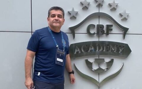 Fernando Dourado: Certificação Internacional: Treinador Licença PRO pela CBF, FIFA e CONMEBOL