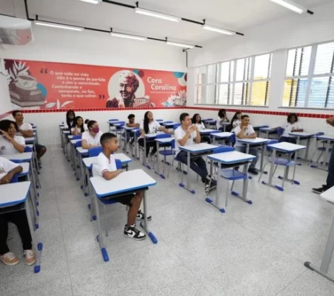 Governo do Estado convoca mais 313 professores classificados na seleção pública para a Educação Básica