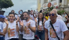 Lavagem das Escadarias da Igreja São Sebastião Reúne Turistas e Moradores em Ilhéus