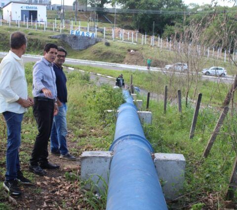 Rede adutora do Mais Água passa pelo serviço de ancoragem para garantir sustentação