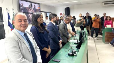 Abertura do Legislativo de Ilhéus teve gafe e risos com Vereador Gurita