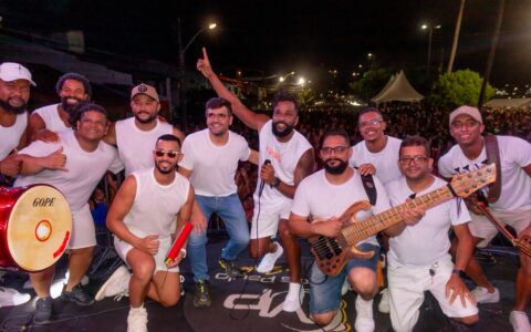 Carnaval de Ilhéus 2025 começa com muita animação no Pontal