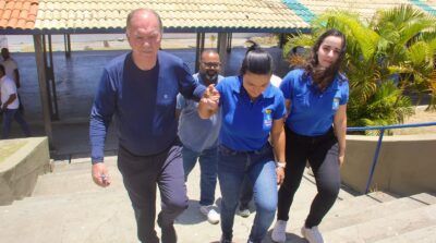 João Leão participa de evento esportivo e visita escolas em Lauro de Freitas