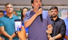 Pedro Tavares exalta gestão do prefeito Valderico e novo tempo de transformação em Ilhéus ao participar da inauguração da reforma da Praça Cairu