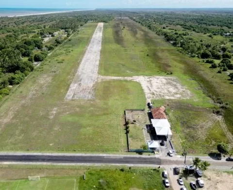 Belmonte avança no transporte aéreo e na saúde, com entregas e assinatura de ordem de serviço