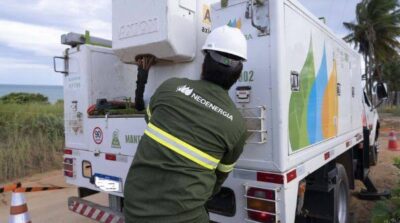 Com temporal previsto para várias regiões da Bahia neste feriadão, a Neoenergia Coelba dá orientações de segurança com a rede elétrica