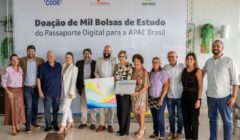 Grupo Petrópolis doa mil bolsas de estudo em tecnologia para familiares de pessoas com deficiência atendidas pela APAE