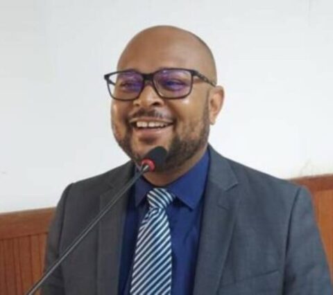 Ilhéus: Pela segunda vez, vereador Éder Junior tem celular clonado por Hacker