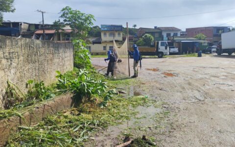 Prefeitura de Ilhéus inicia limpeza e roçagem no bairro Iguape