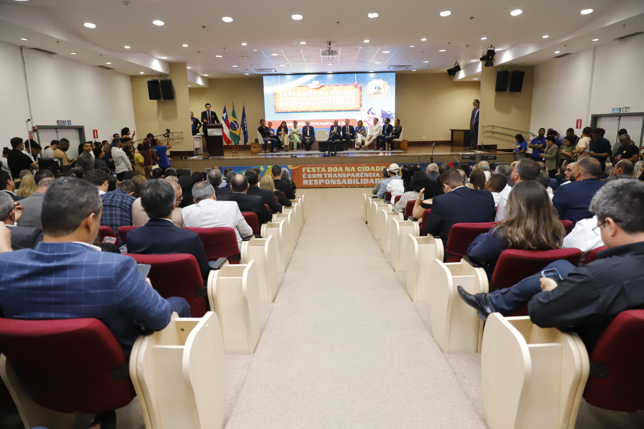 MPBA entrega ‘Selo Transparência’ aos 417 municípios baianos