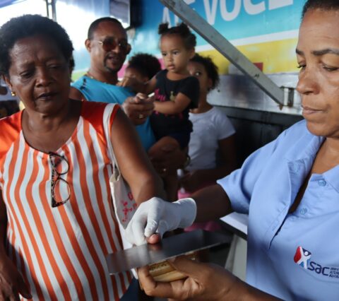 Itabuna recebe atendimento do SAC Móvel