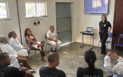 Polícia Civil promove roda de conversa com servidoras de um presídio em Ilhéus