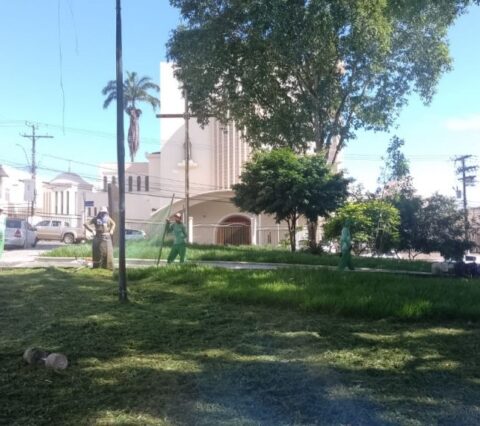 Prefeito Augusto Castro autoriza abertura de processo de concorrência pública para a requalificação da Praça Laura Conceição