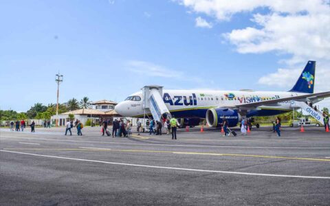 Aeroporto de Comandatuba deve receber mais de 500 passageiros durante o feriado do Dia do Trabalhador
