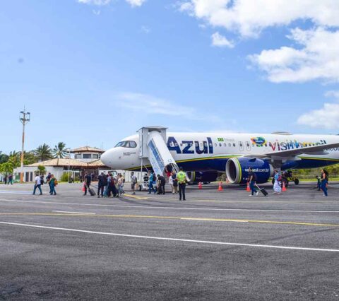 Aeroporto de Comandatuba deve receber mais de 500 passageiros durante o feriado do Dia do Trabalhador