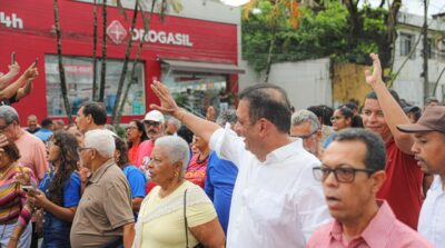 Fé e tradição marcam procissão de São Jorge em Ilhéus com presença de Mário Alexandre e Soane Galvão
