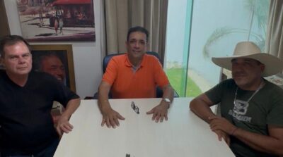 Marão se reúne com lideranças para discutir  sobre a conclusão das obras da BA-676