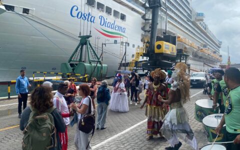 Temporada de cruzeiros 2025/2026 injeta R$ 115 milhões na economia baiana