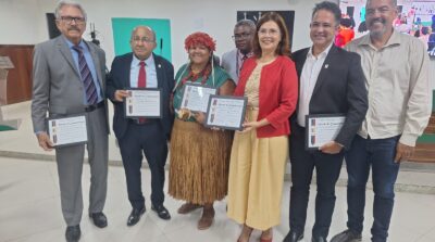 Câmara de Ilhéus homenageia Uesc pelos 52 anos do Campus Professor Soane Nazaré de Andrade