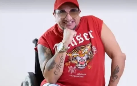 Cantor Kinho do Rodo morre após passar mal; sepultamento ocorre neste domingo em Salvador
