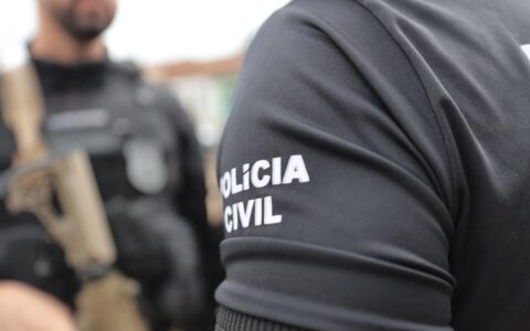 Homem é preso por tráfico de drogas e receptação qualificada em Arraial d’Ajuda