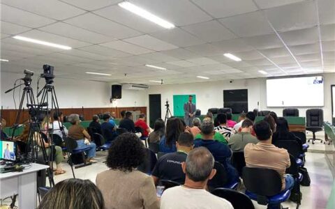 Ilhéus realiza capacitação sobre contratações diretas e transparência pública