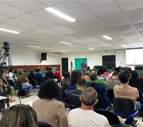 Ilhéus realiza capacitação sobre contratações diretas e transparência pública