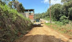 Prefeitura recupera estrada e atende demanda de moradores do Novo Ilhéus