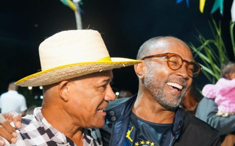 Bebeto Galvão participa dos festejos juninos no interior da Bahia