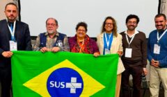 Diretor-geral do HRCC ministra oficina durante o 3º Seminário Proadi-SUS