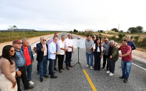 Em Vitória da Conquista, Jerônimo Rodrigues entrega e autoriza mais de R$ 600 milhões em investimentos para Sudoeste baiano