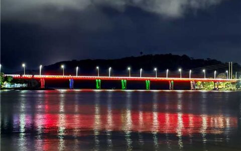 Ponte Lomanto Júnior recebe iluminação moderna e ganha destaque na paisagem de Ilhéus