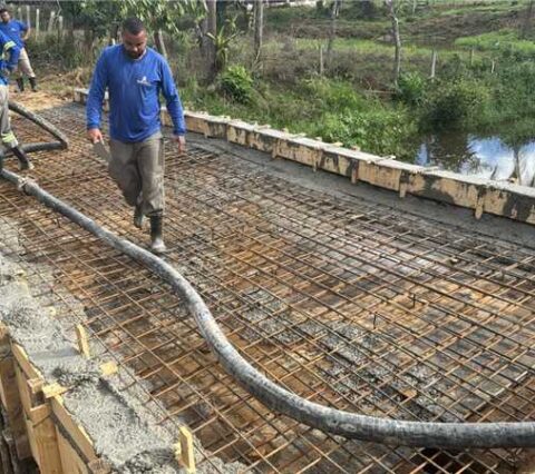 Prefeitura de Ilhéus conclui concretagem da nova Ponte do Japu