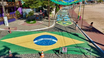Itacaré recebe decoração especial para os festejos juninos e transmissão dos jogos na Praça São Miguel