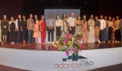 Escola Profissionalizante Maria de Lourdes Monteiro entrega certificados a concluintes dos cursos em noite de festa