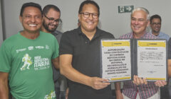 Prefeito Augusto Castro assina autoriza licitações obras de R$ 46,7 milhões e o Chamamento Público para Vila do Servidor