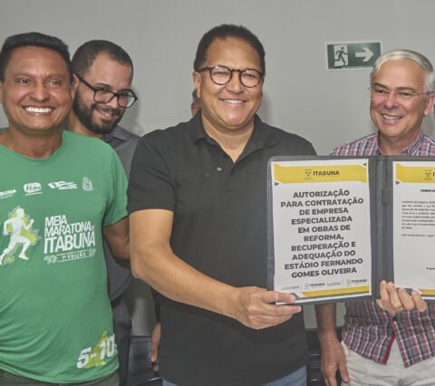 Prefeito Augusto Castro assina autoriza licitações obras de R$ 46,7 milhões e o Chamamento Público para Vila do Servidor