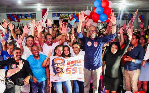 Bebeto mostra força política e reúne multidão de apoiadores e lideranças em Itabuna
