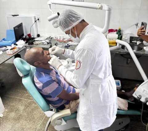 Prefeitura de Ilhéus entrega mais 72 próteses dentárias e chega a 1.272 sorrisos reabilitados