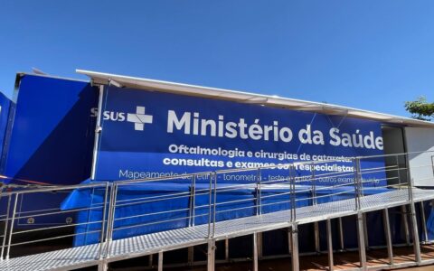 Representante do Ministério da Saúde visita Carreta de Saúde da Mulher em Itabuna (BA)