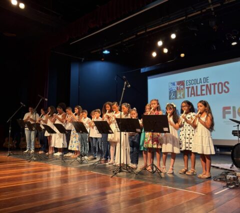 Escola de Talentos reúne mais de 250 alunos em noite de celebração à cultura em Itabuna