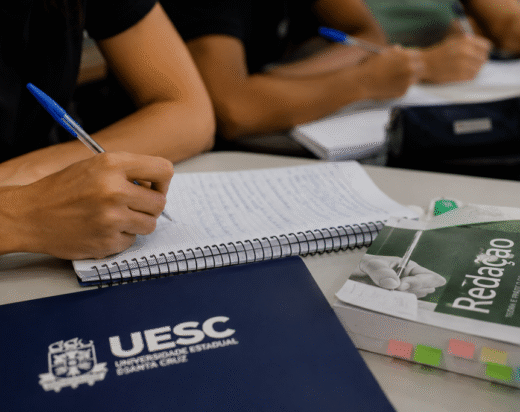 Prefeitura de Itabuna cria curso pré-vestibular exclusivo para servidores públicos em parceria com a UESC
