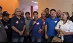 ACM Neto recebe apoio de ex-prefeito do PSD e promete ser “governador parceiro de Aracatu”