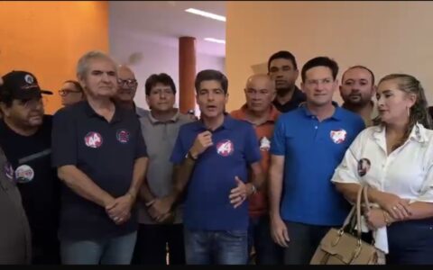 ACM Neto recebe apoio de ex-prefeito do PSD e promete ser “governador parceiro de Aracatu”