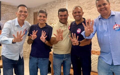 ACM Neto recebe apoio de vice-prefeito, vereador mais votado e ex-presidente da Câmara em Mundo Novo